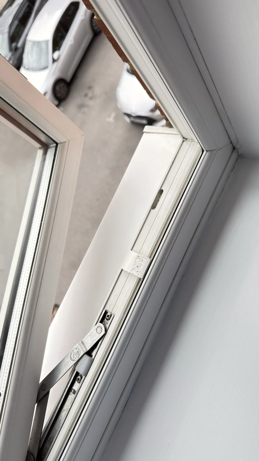Window frame detail after professional RASO cleaning