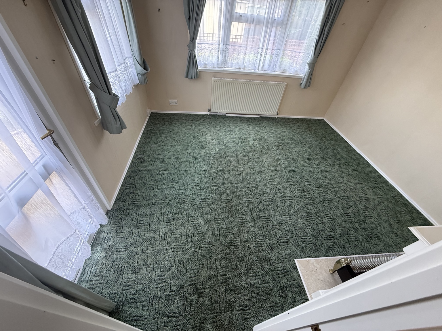 Room carpet after move-in cleaning